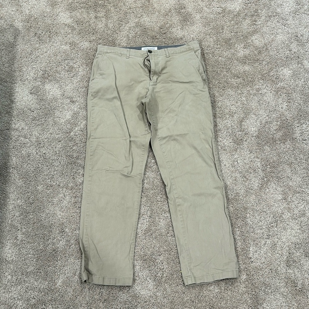 Amazon Essential Light Tan Chino Khaki Pants 36x32